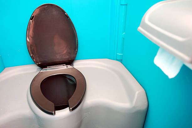 Best Affordable portable toilet rental  in Holyoke, MA